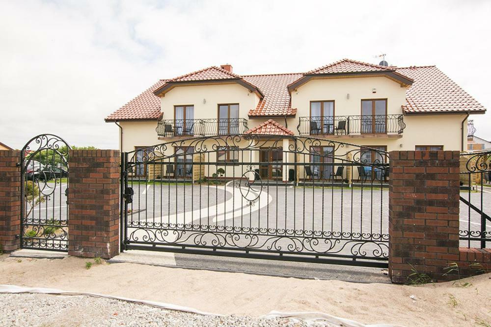 Pod Zaglami Apartamento Rowy  Exterior foto